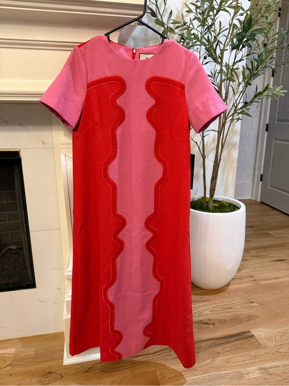 New: Tuckernuck Wavy Pink and Red Maxi Dress - size small - Picture 2 of 5